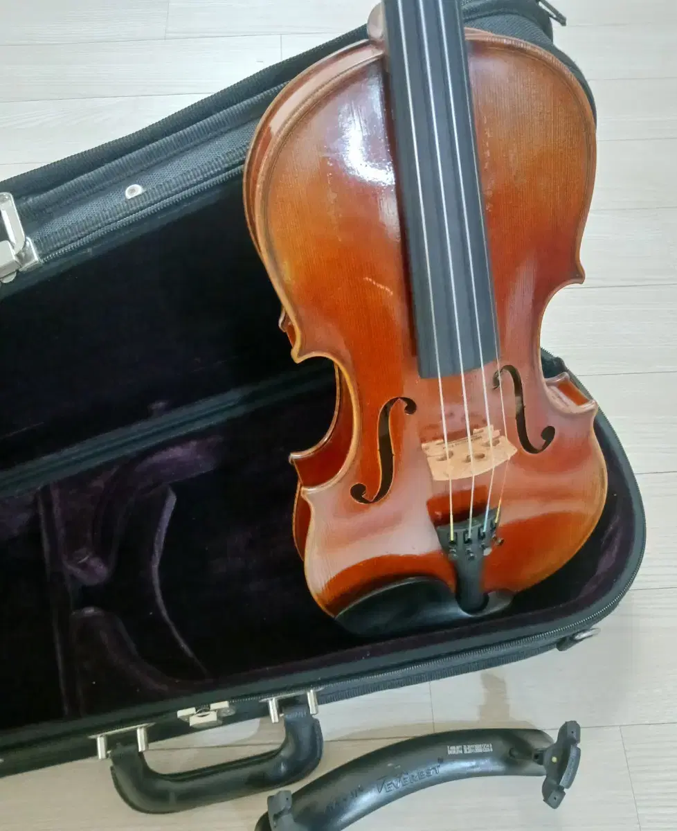 Lisle Violin (바이올린)